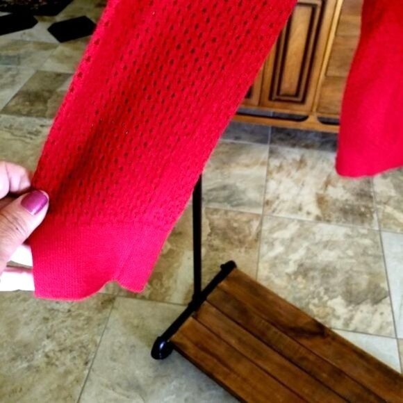 Inc Red Perforated Long Sleeve Sweater L Rayon Nylon Blend - Picture 6 of 6